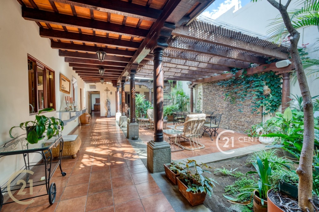 Beautiful 4-Bedroom Colonial-Style Home in a Gated Community in Central Antigua