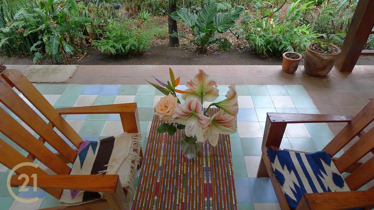 1205_rp_porch_areas_1-6