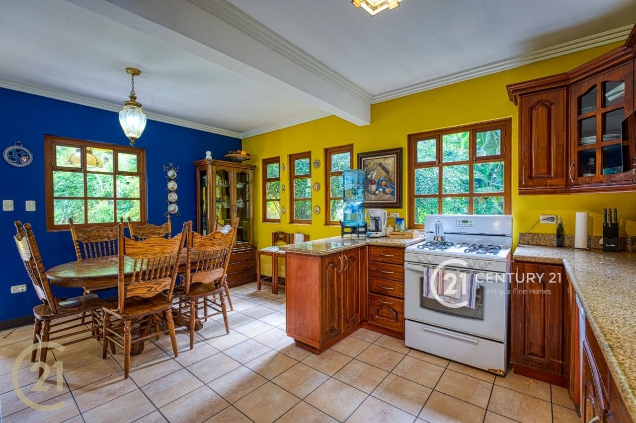 Cozy Cottage Style House in Hacienda Santo Domingo, San Lucas