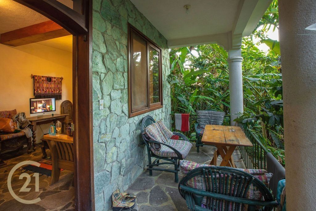 1379_isc_-_cground_balcony_1-0