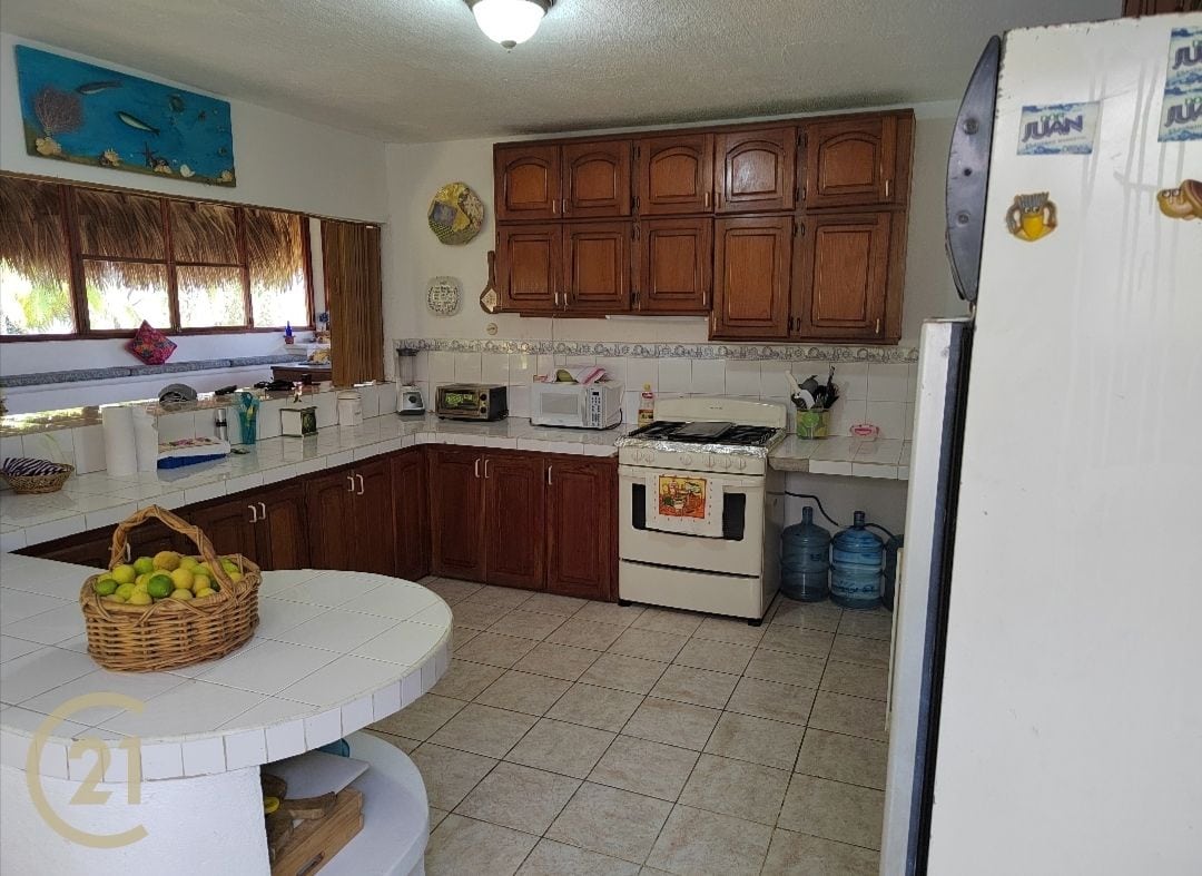 Bella Casa a la venta en cerca de Puerto Viejo