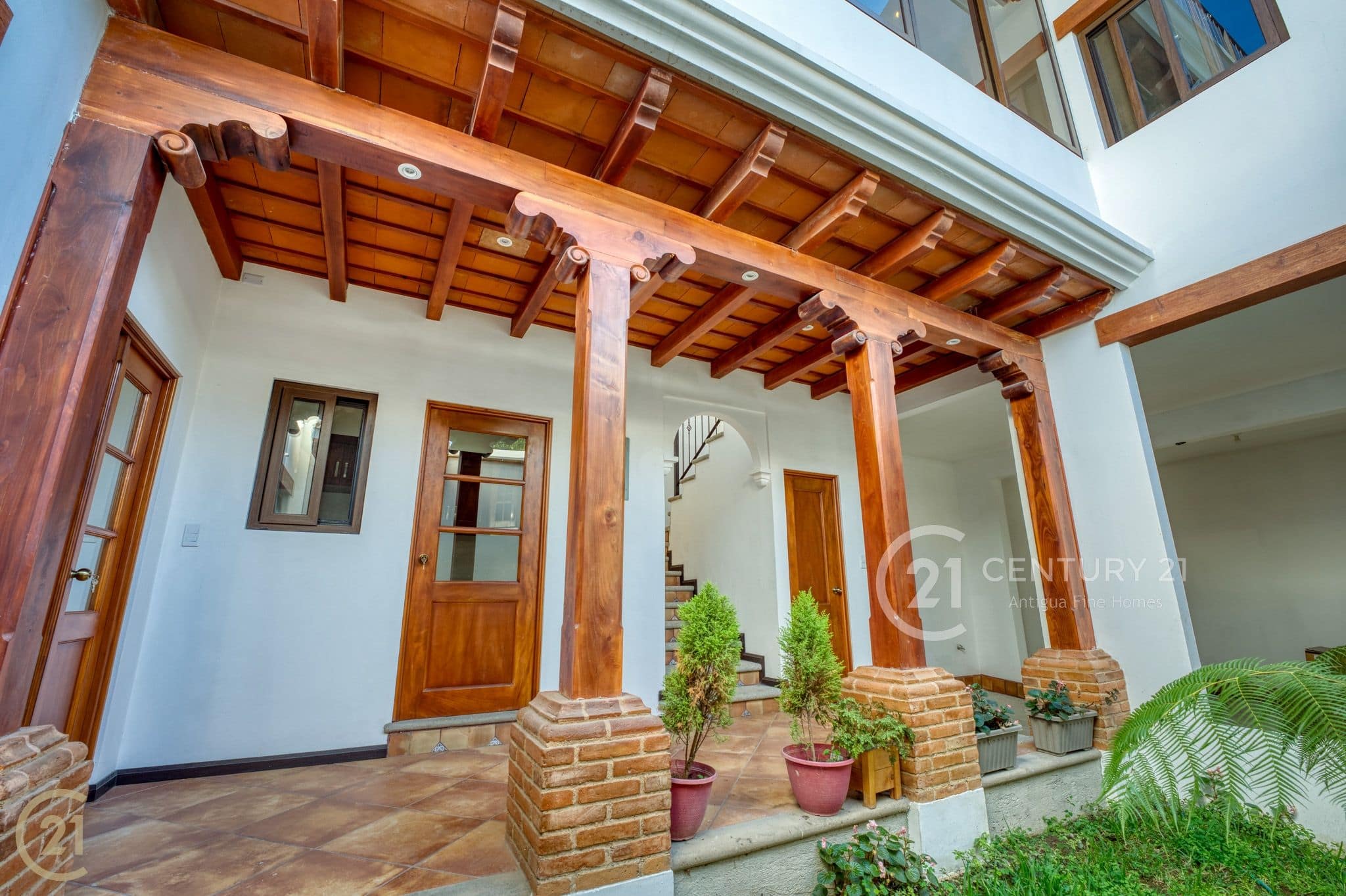 Discover your new home in Antigua Gardens, corner lot in front of the clubhouse!