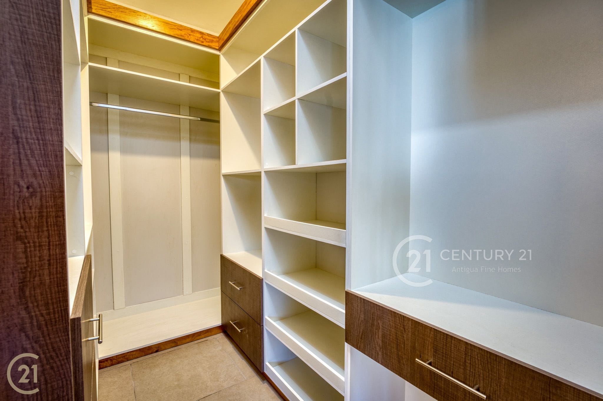 Discover your new home in Antigua Gardens, corner lot in front of the clubhouse!