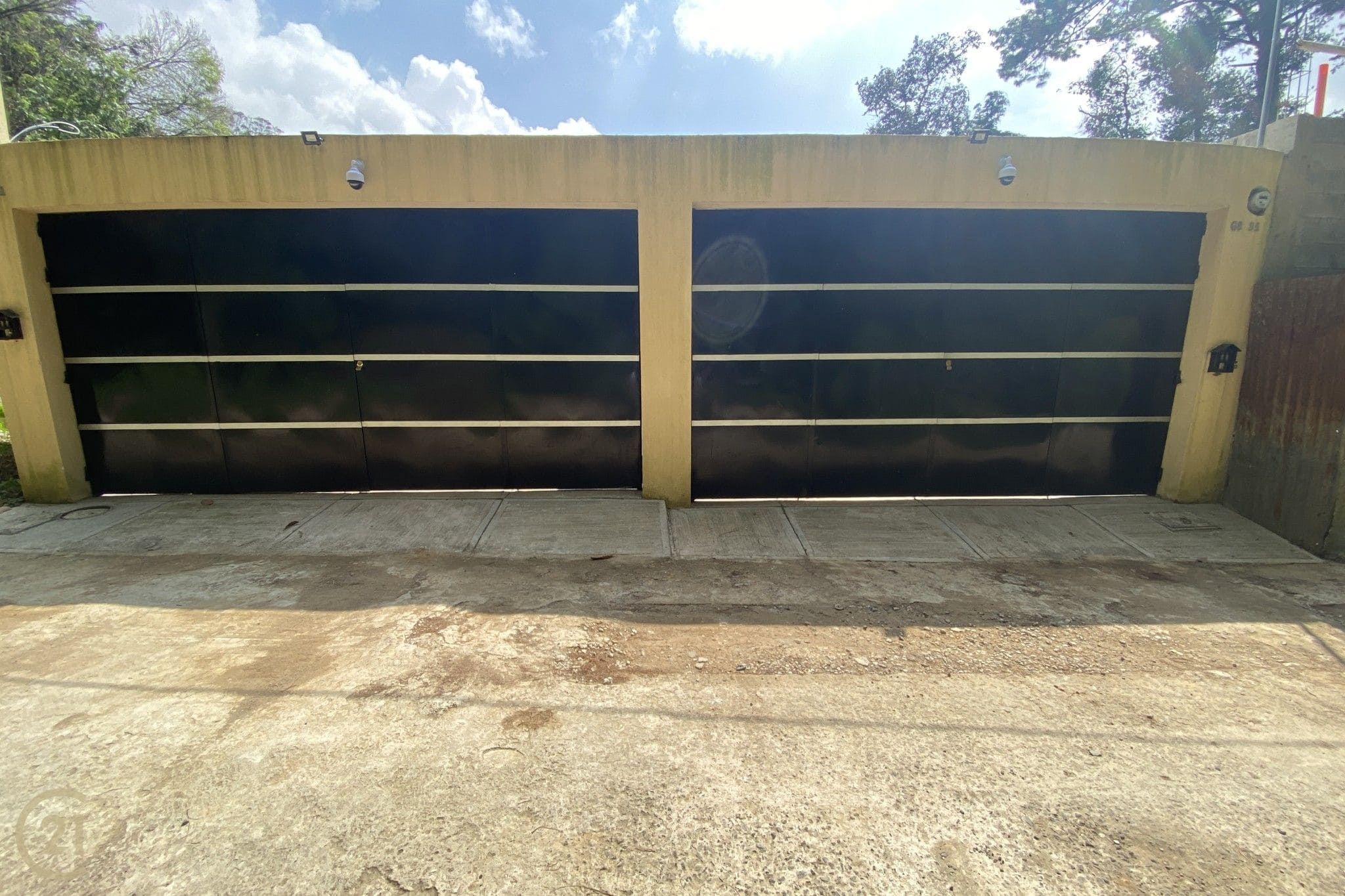 House in San Lucas Sacatepequez