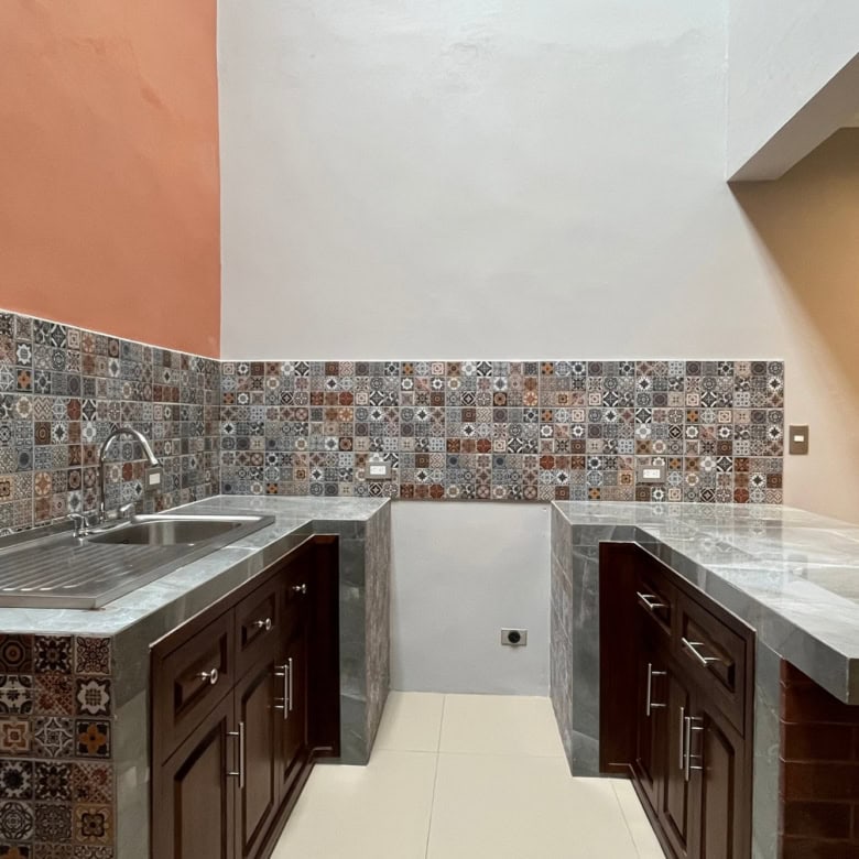 780