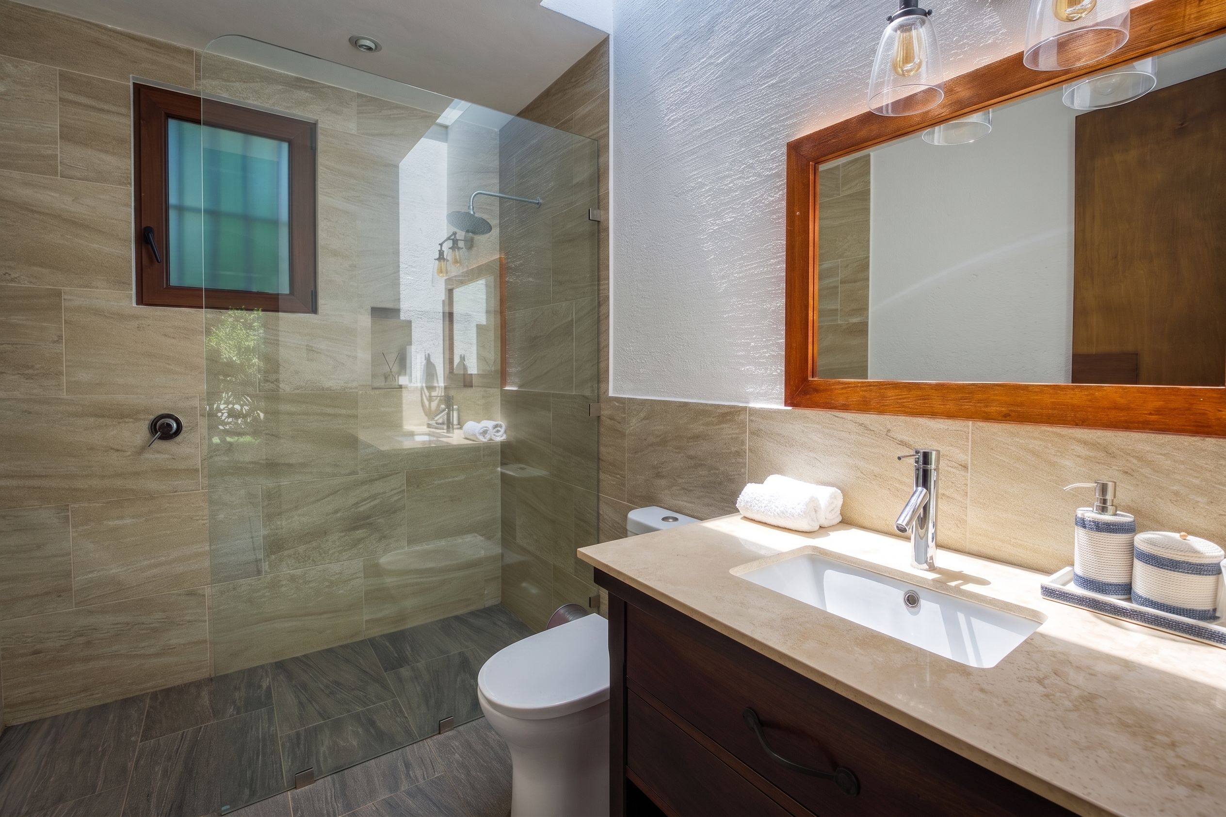 Luxury Single-Level Home with Volcano Views in Condominio Santa Delfina
