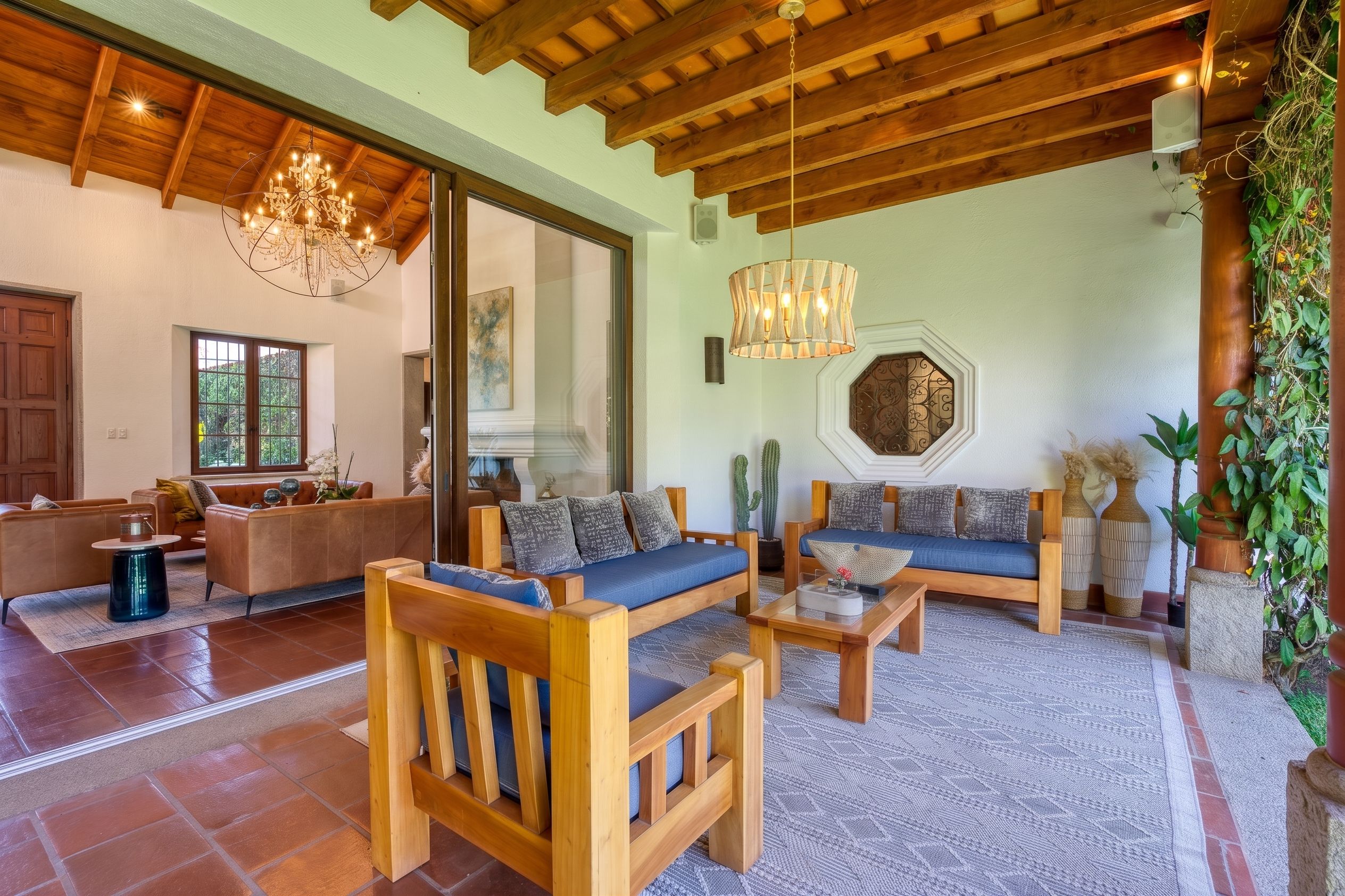 Luxury Single-Level Home with Volcano Views in Condominio Santa Delfina