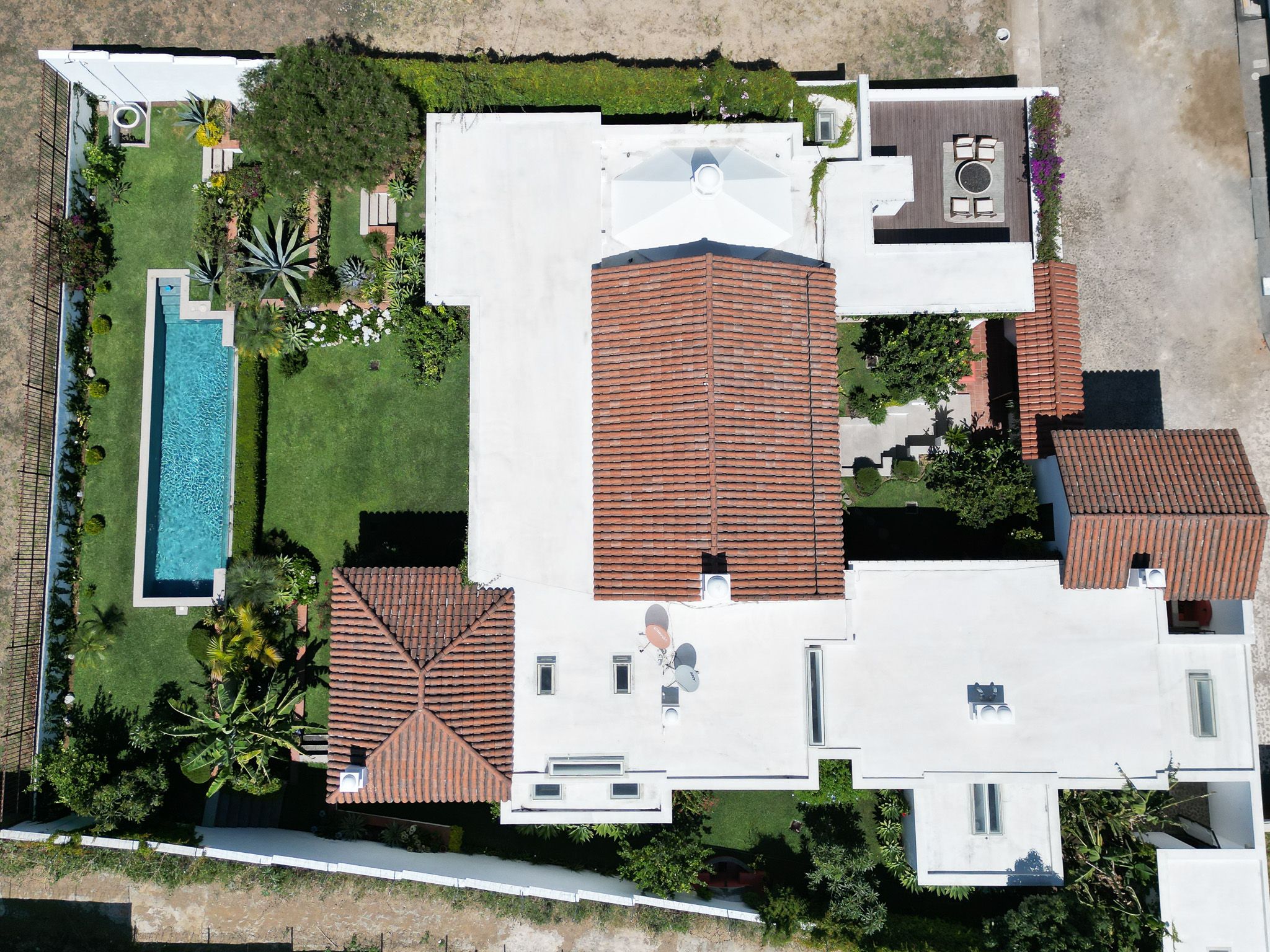 Luxury Single-Level Home with Volcano Views in Condominio Santa Delfina