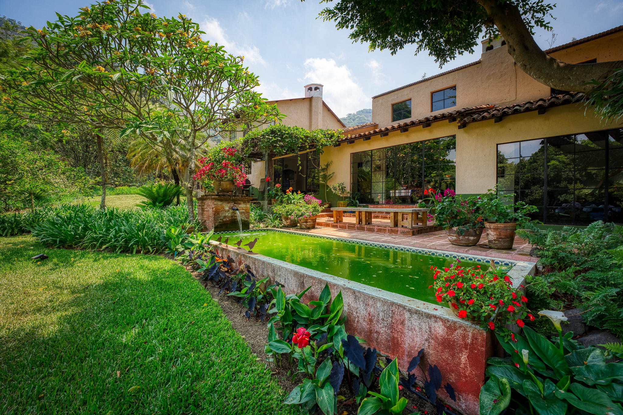 Finca Cafetalera y Casa de Campo, San Miguel Dueñas, Valle de Antigua