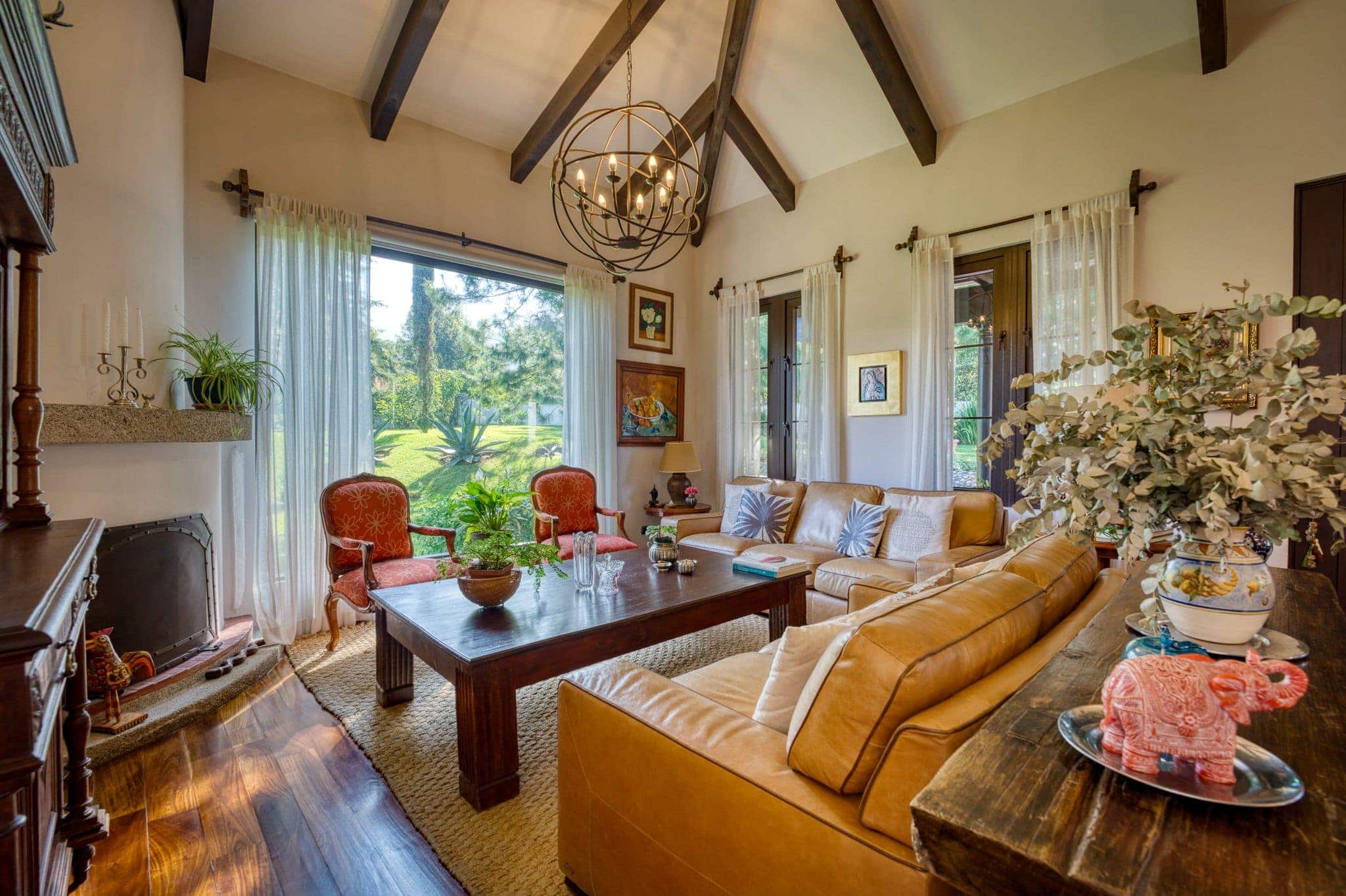 Elegant Estate Property in San Pedro El Alto – 1,680 m² (≈18,083 sq ft) Lot | 460 m² (≈4,951 sq ft) Construction
