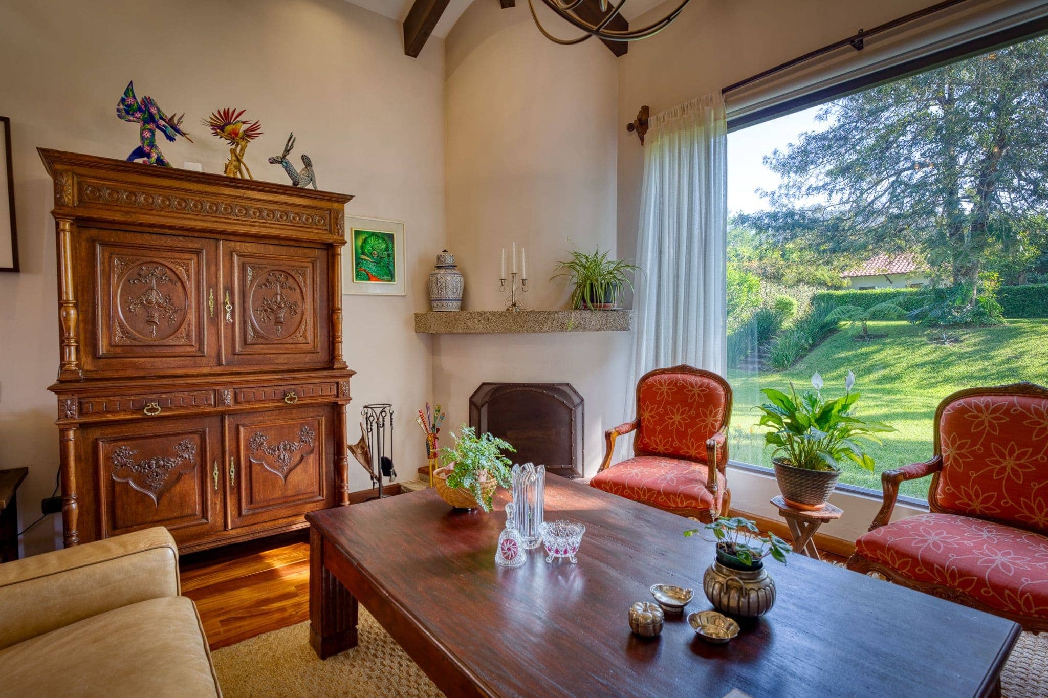 Elegant Estate Property in San Pedro El Alto – 1,680 m² (≈18,083 sq ft) Lot | 460 m² (≈4,951 sq ft) Construction