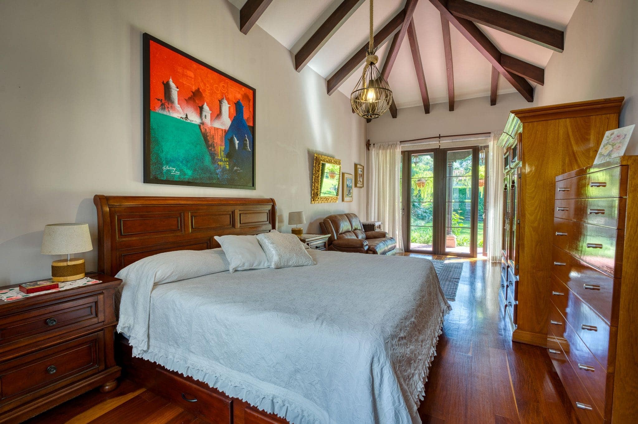 Elegant Estate Property in San Pedro El Alto – 1,680 m² (≈18,083 sq ft) Lot | 460 m² (≈4,951 sq ft) Construction