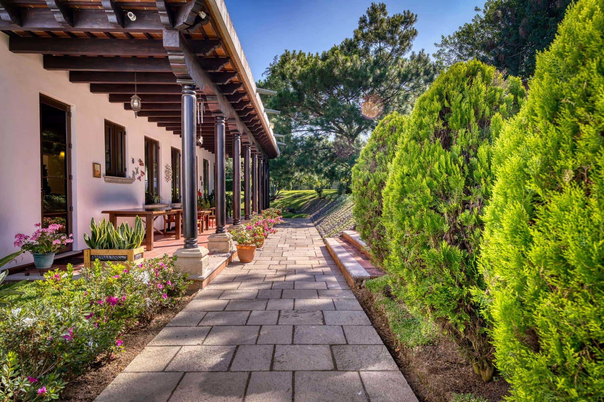 Elegant Estate Property in San Pedro El Alto – 1,680 m² (≈18,083 sq ft) Lot | 460 m² (≈4,951 sq ft) Construction