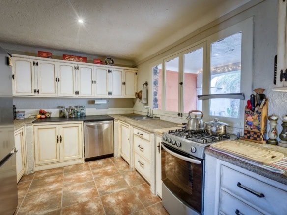 Beautiful Renovated Family Home in San Pedro Las Huertas
