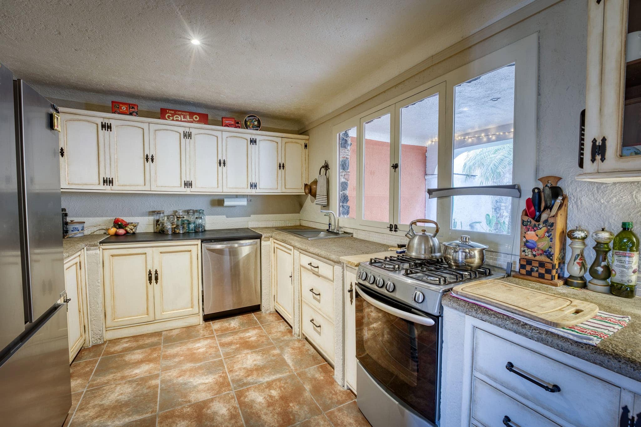Beautiful Renovated Family Home in San Pedro Las Huertas