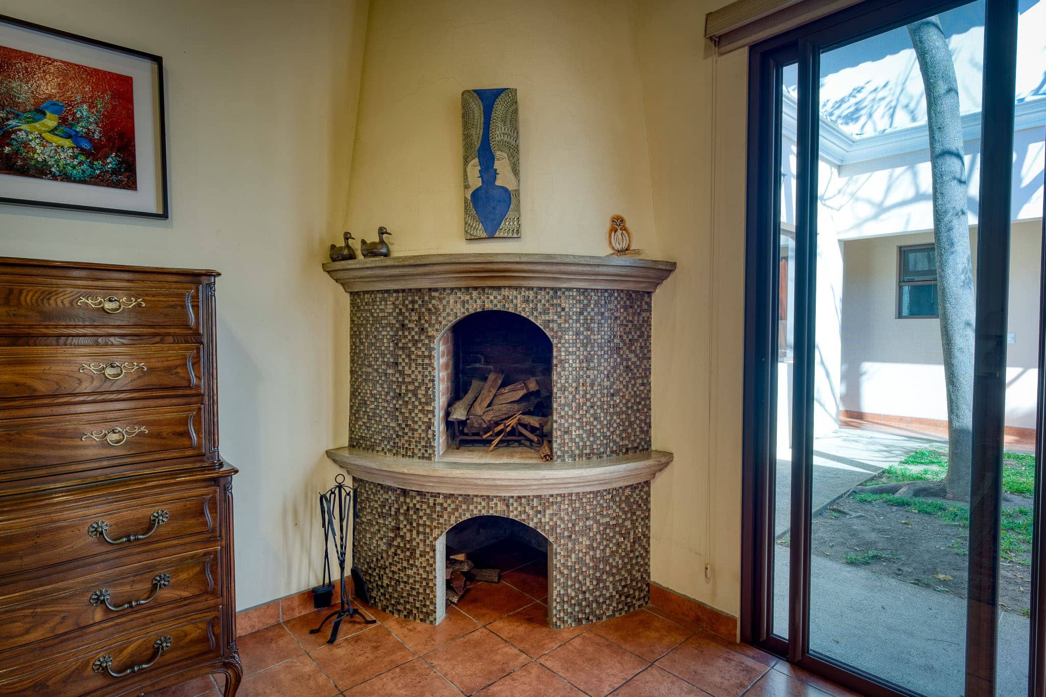 Luxury Corner Estate with Guest Casita