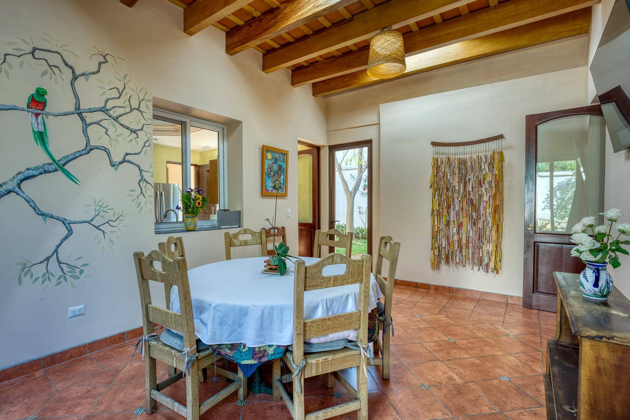Luxury Corner Estate with Guest Casita