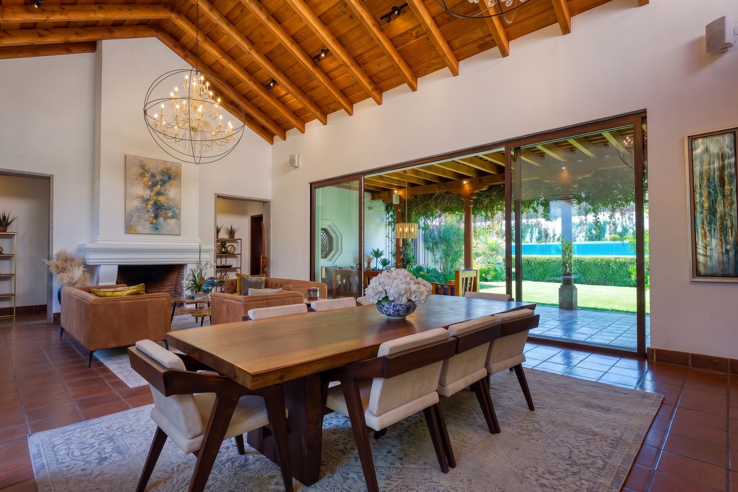 Luxury Single-Level Home with Volcano Views in Condominio Santa Delfina