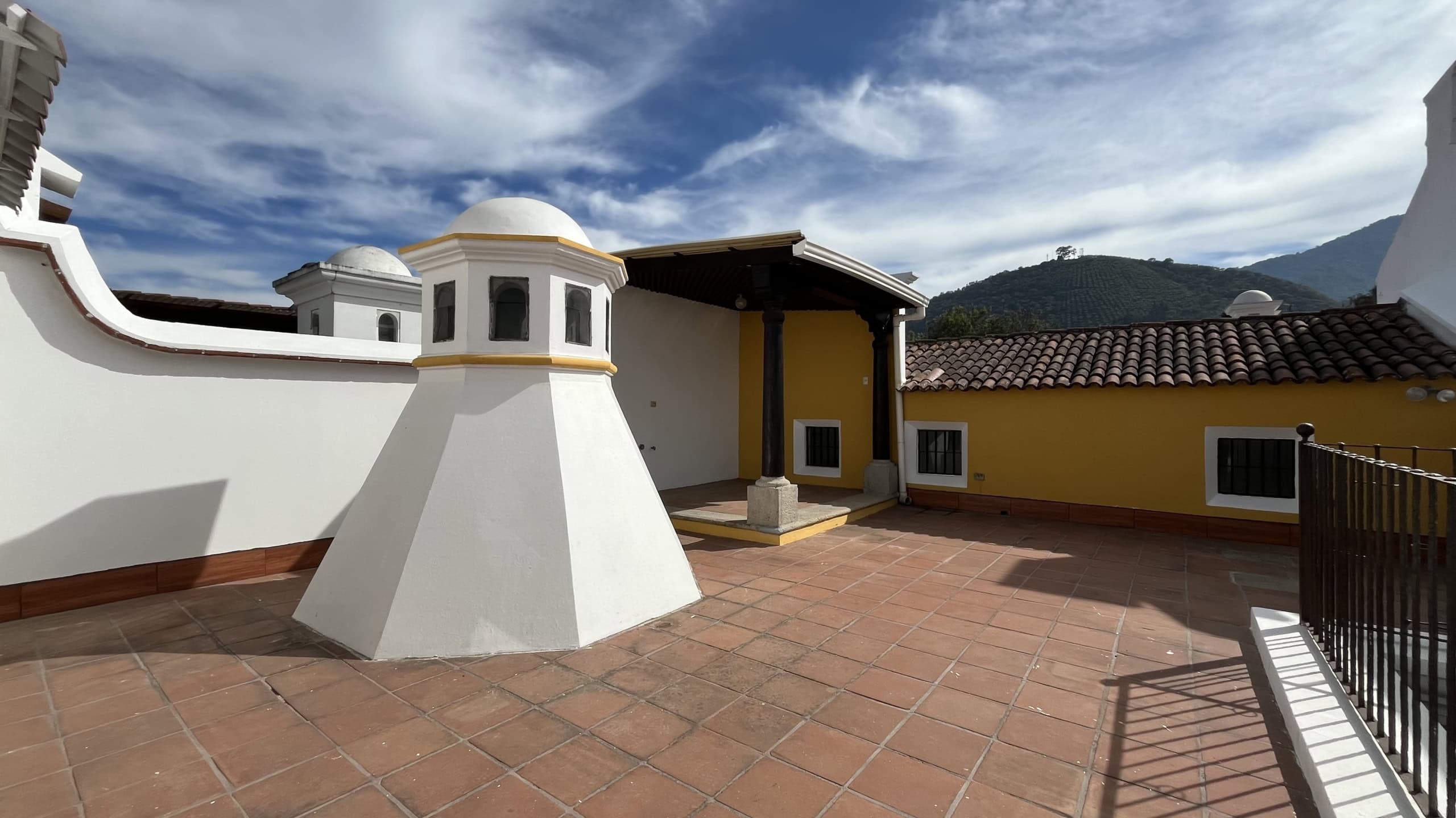 Rental oportunity, south side of La Antigua, just 2kms from the Central Park, unfurnished.