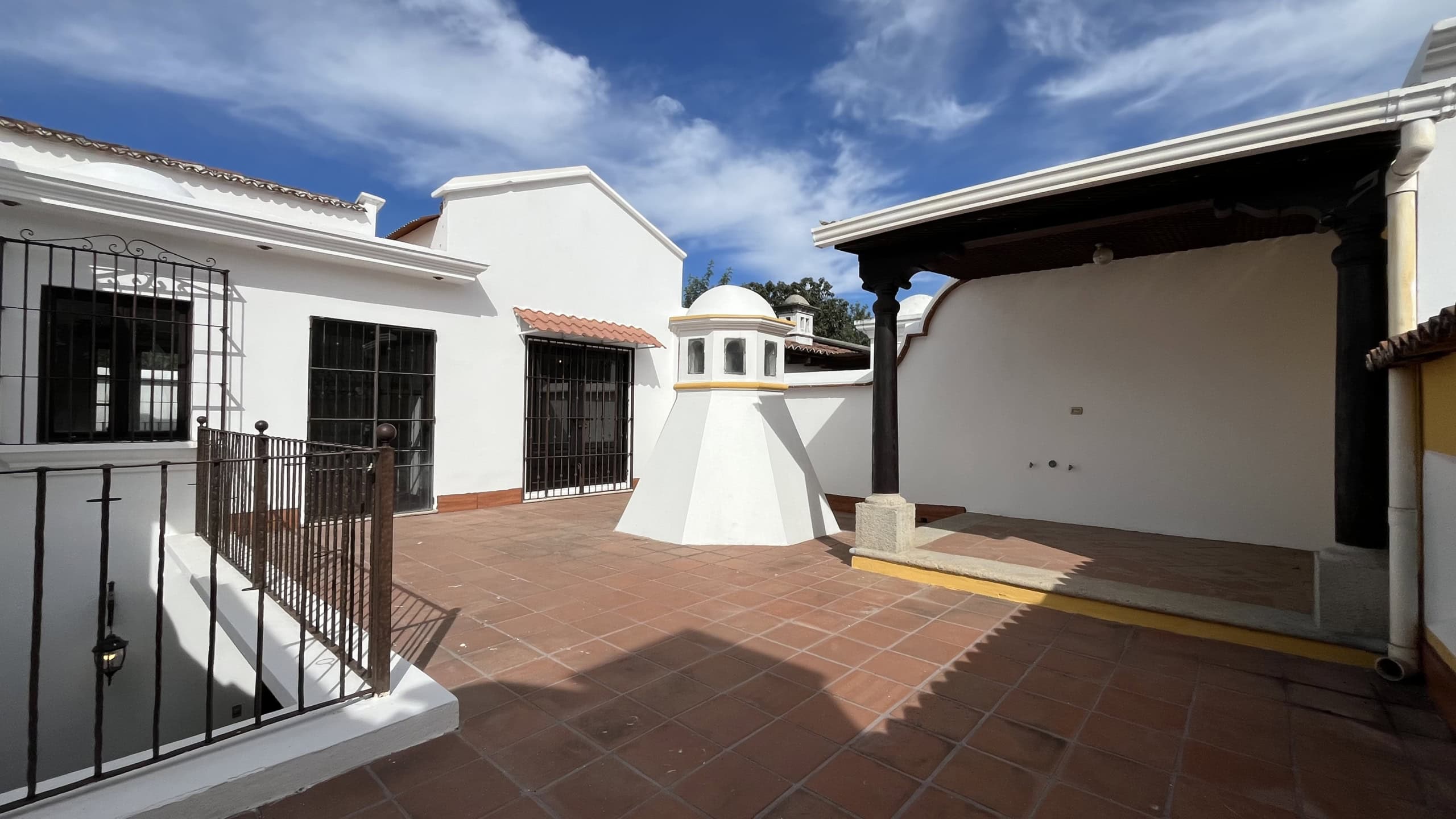 Rental oportunity, south side of La Antigua, just 2kms from the Central Park, unfurnished.