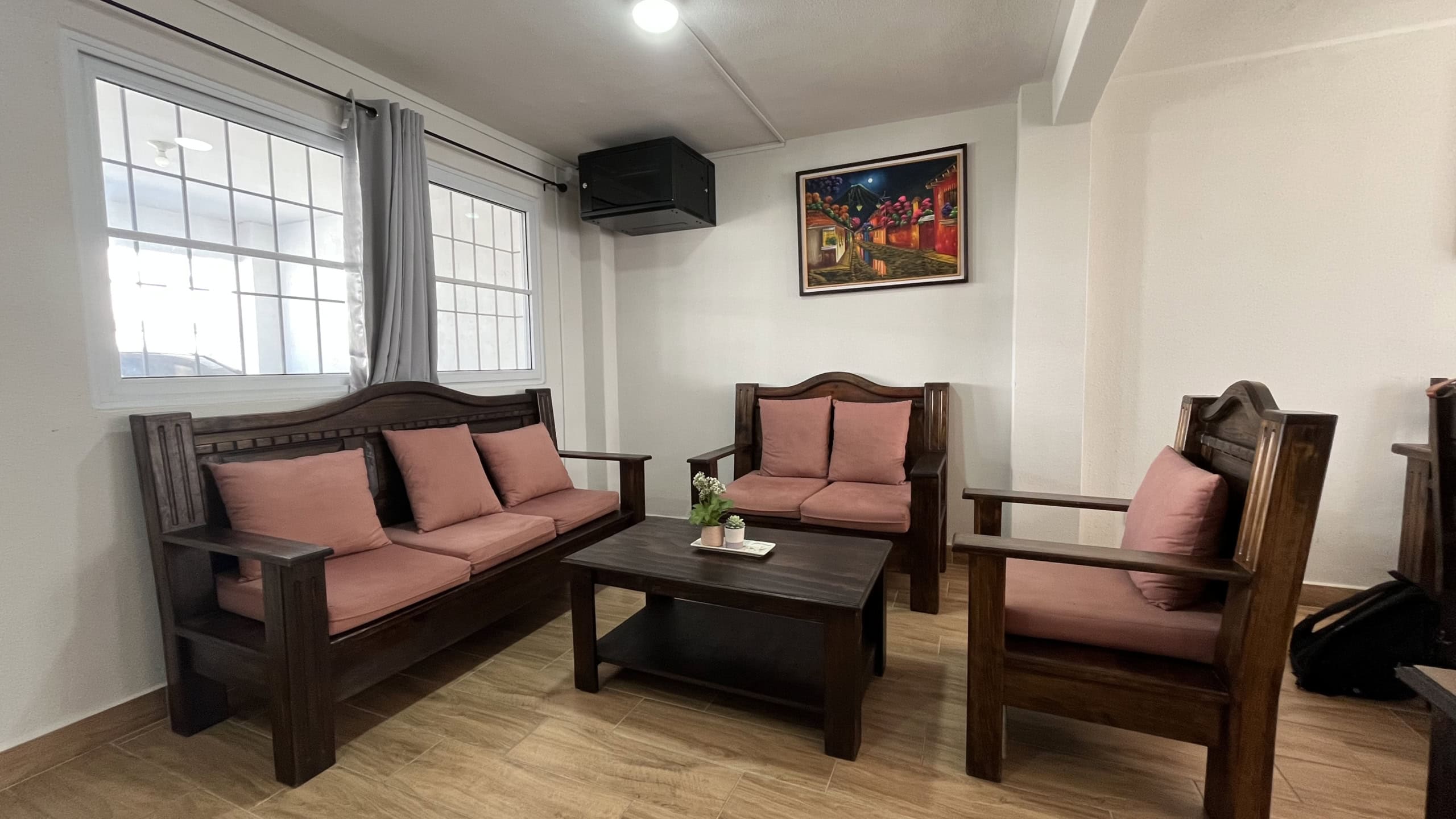 Rental House in San Miguel Dueñas, fully furnished