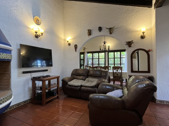 3 Bedroom house for rent, inside San Pedro el Alto, house with a pool