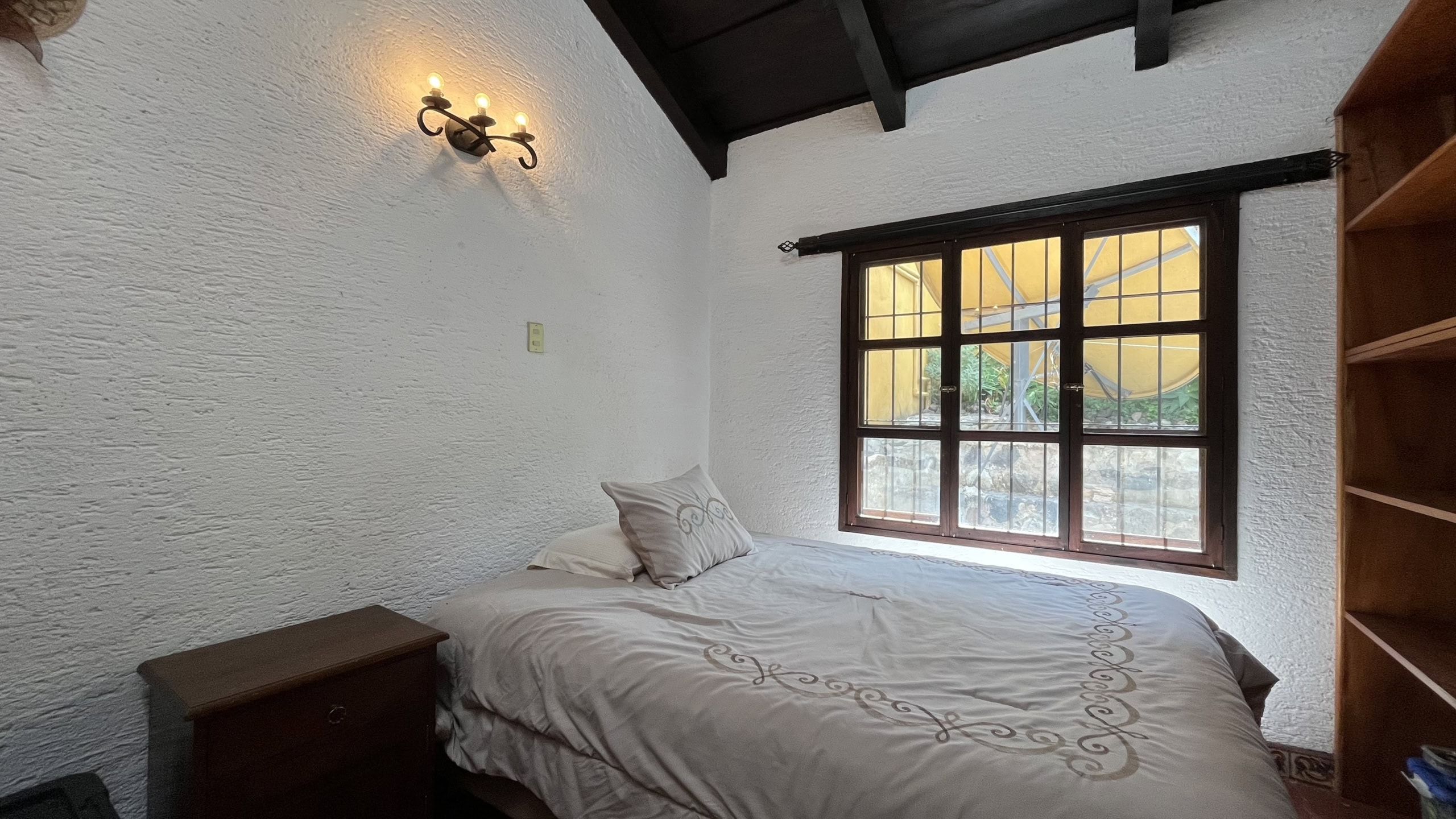 3 Bedroom house for rent, inside San Pedro el Alto, house with a pool