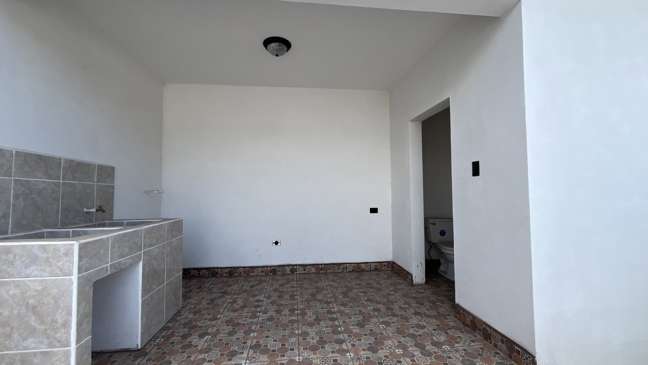 IMG_2513 CASA DE 4 HABITACIONES EN RENTA, COMPLETAMENTE NUEVA