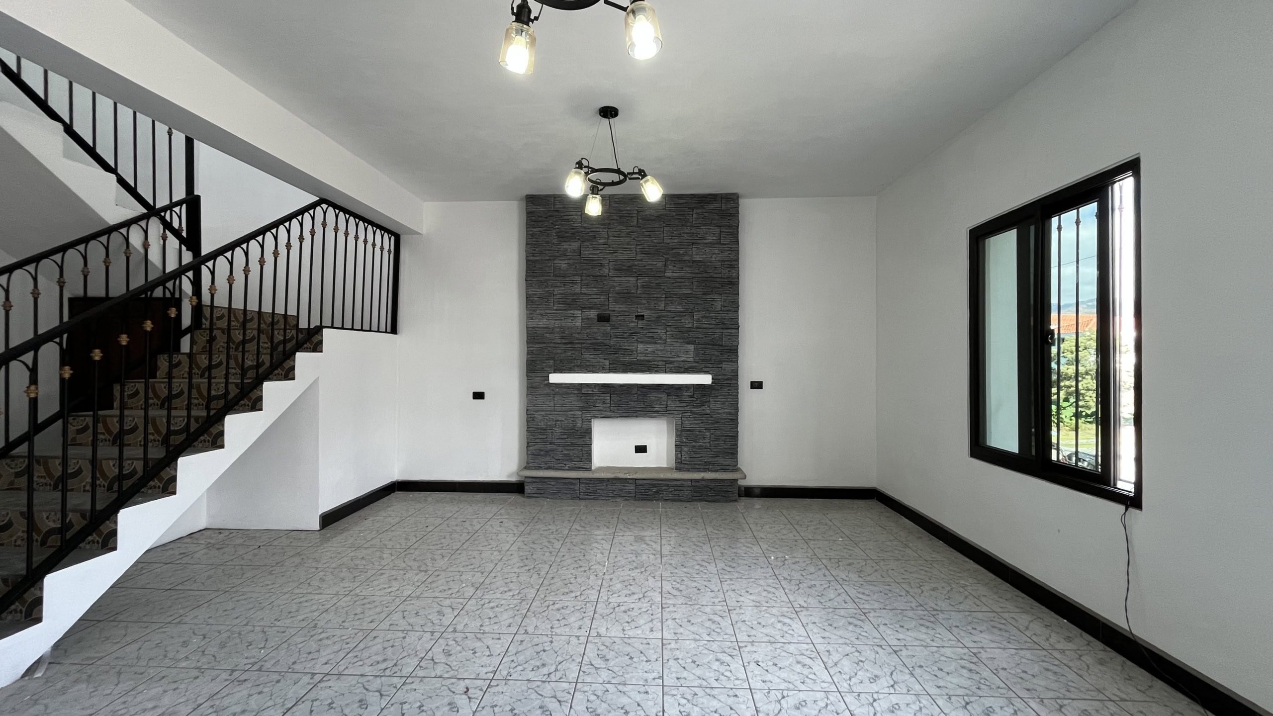 CASA DE 3 HABITACIONES EN RENTA EN HACIENDA SAN JUAN
