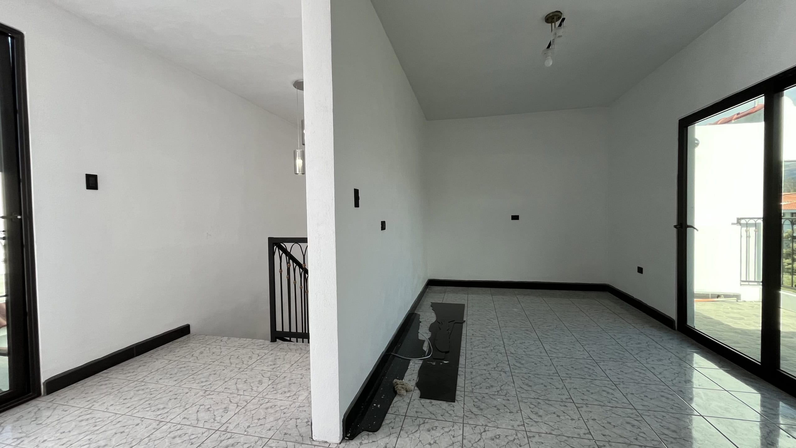 CASA DE 3 HABITACIONES EN RENTA EN HACIENDA SAN JUAN