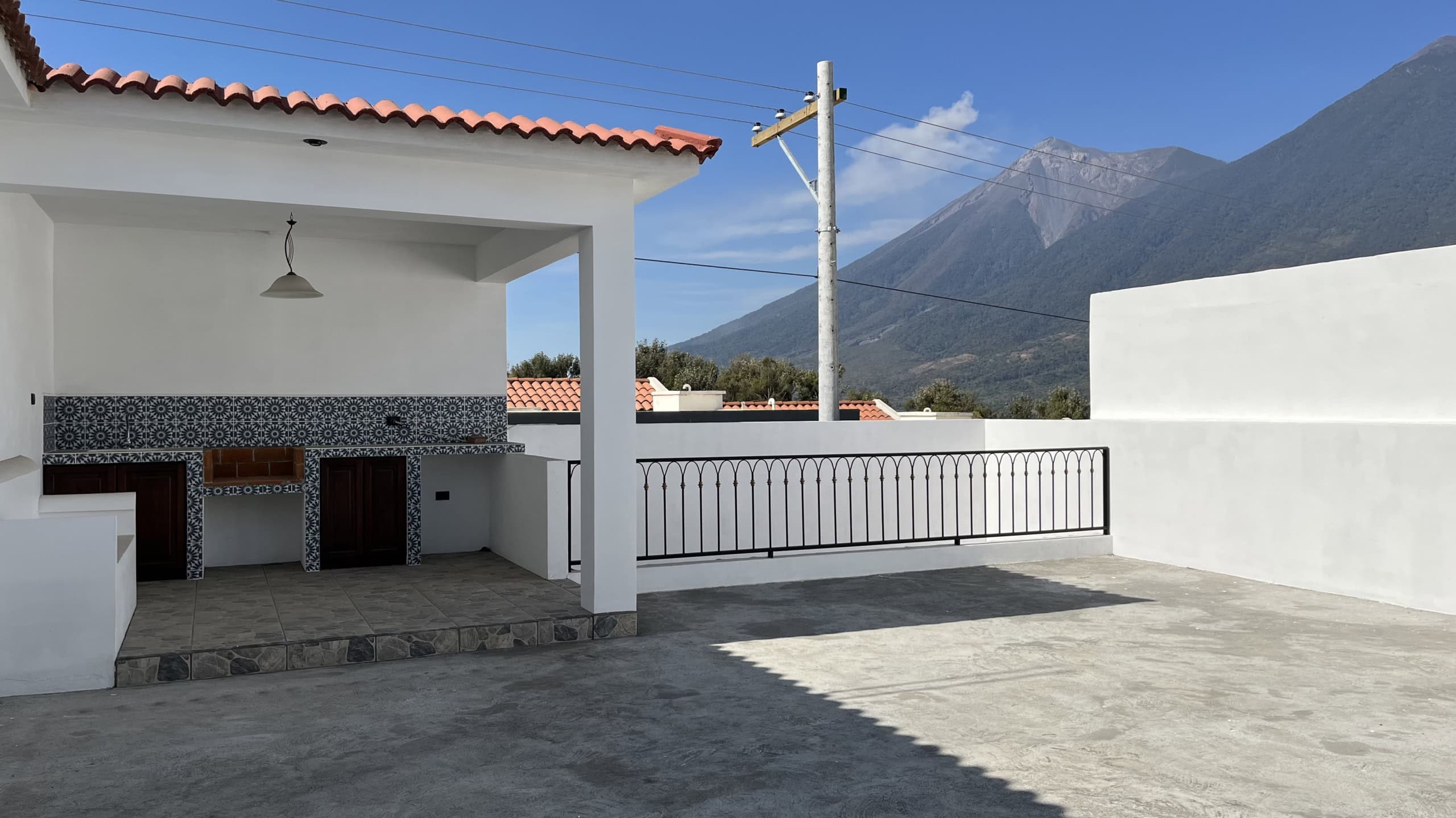 CASA DE 3 HABITACIONES EN RENTA EN HACIENDA SAN JUAN