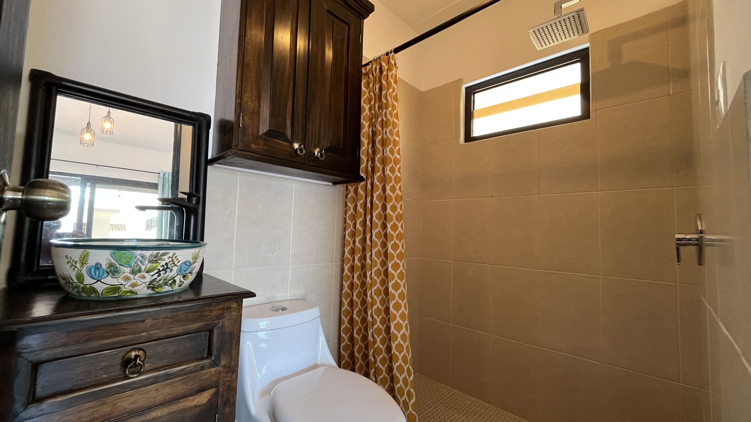 4 Bedroom house for rent, inside a gated community with a pool