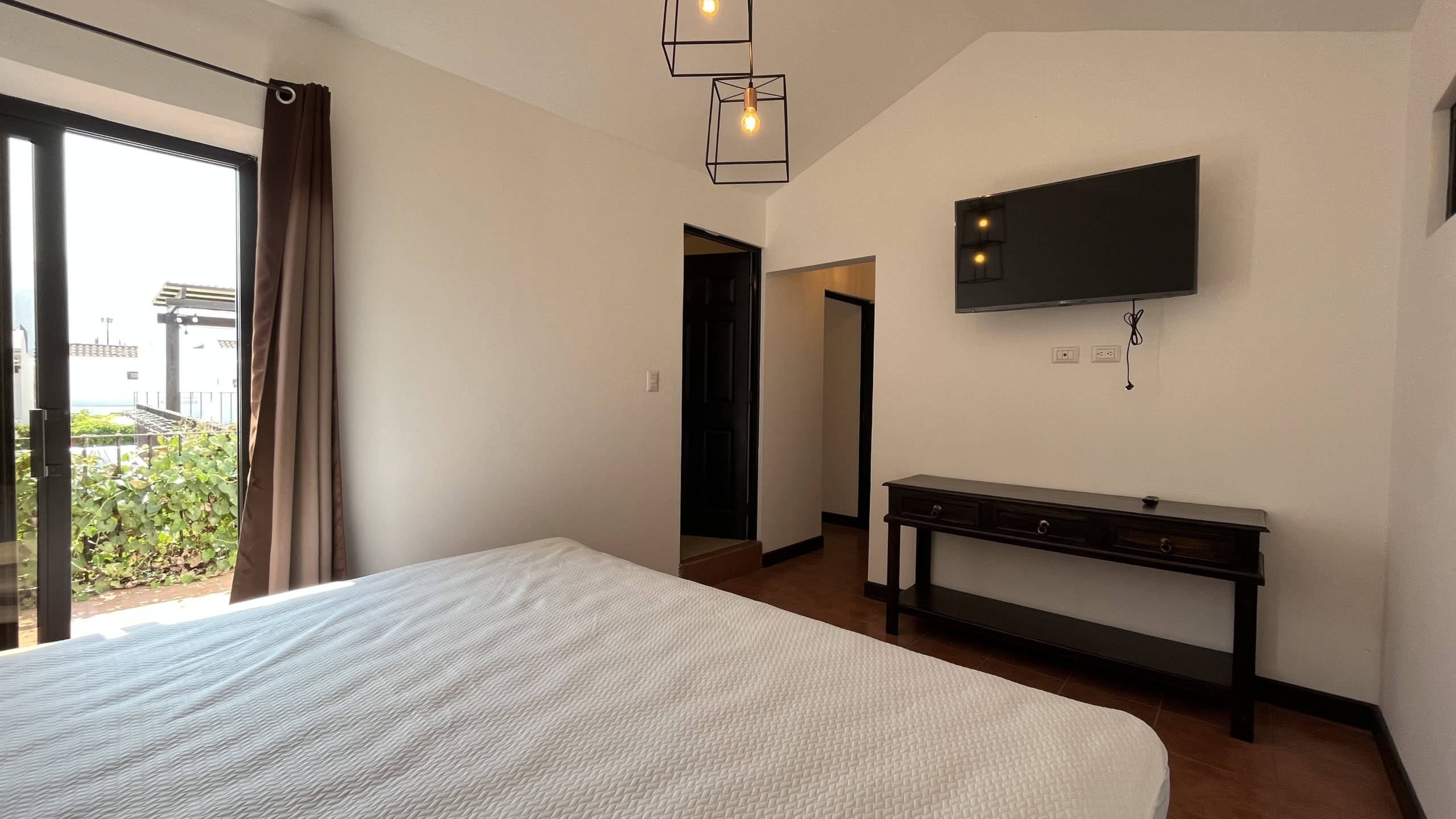 4 Bedroom house for rent, inside a gated community with a pool