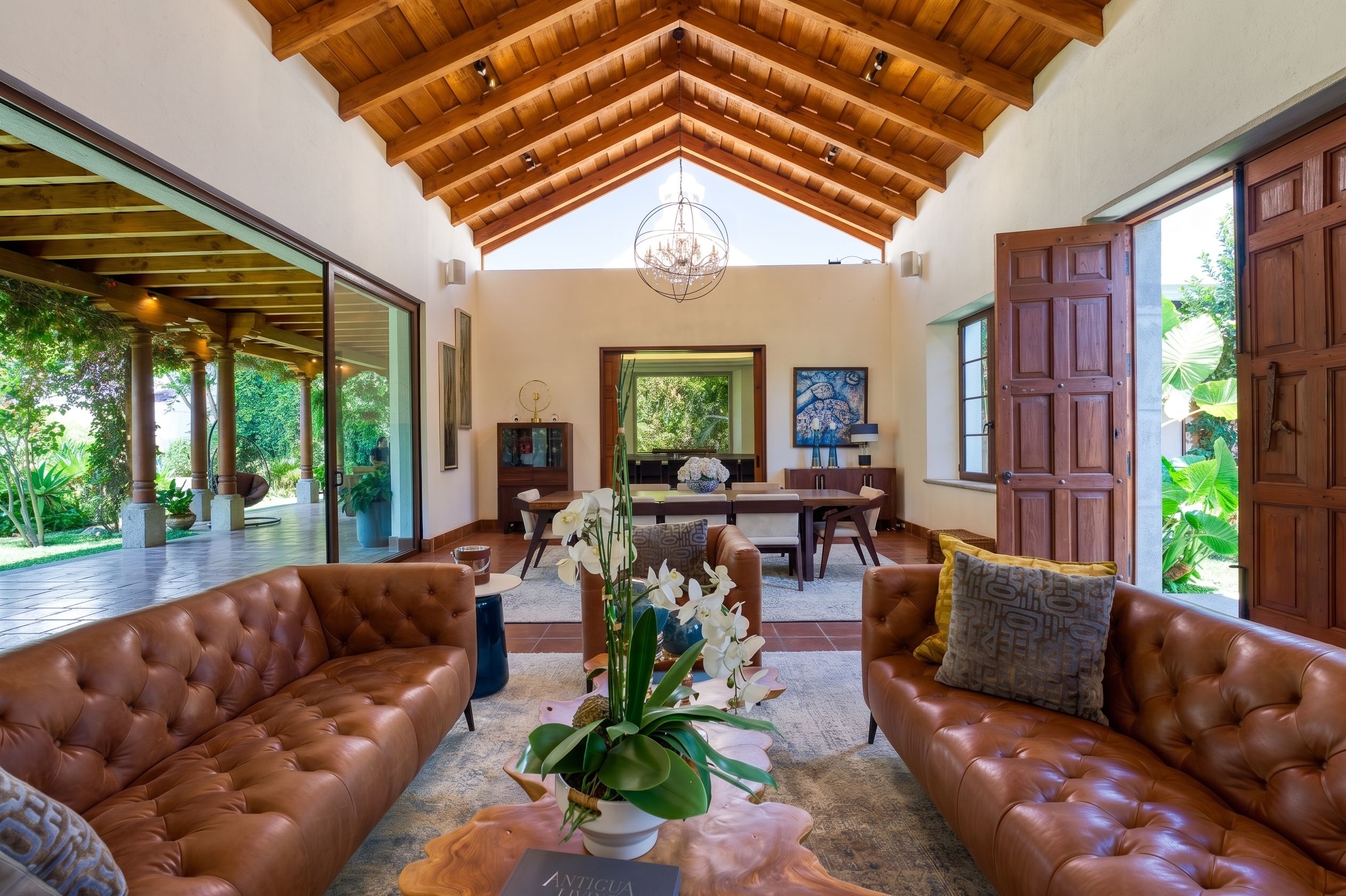 Luxury Single-Level Home with Volcano Views in Condominio Santa Delfina