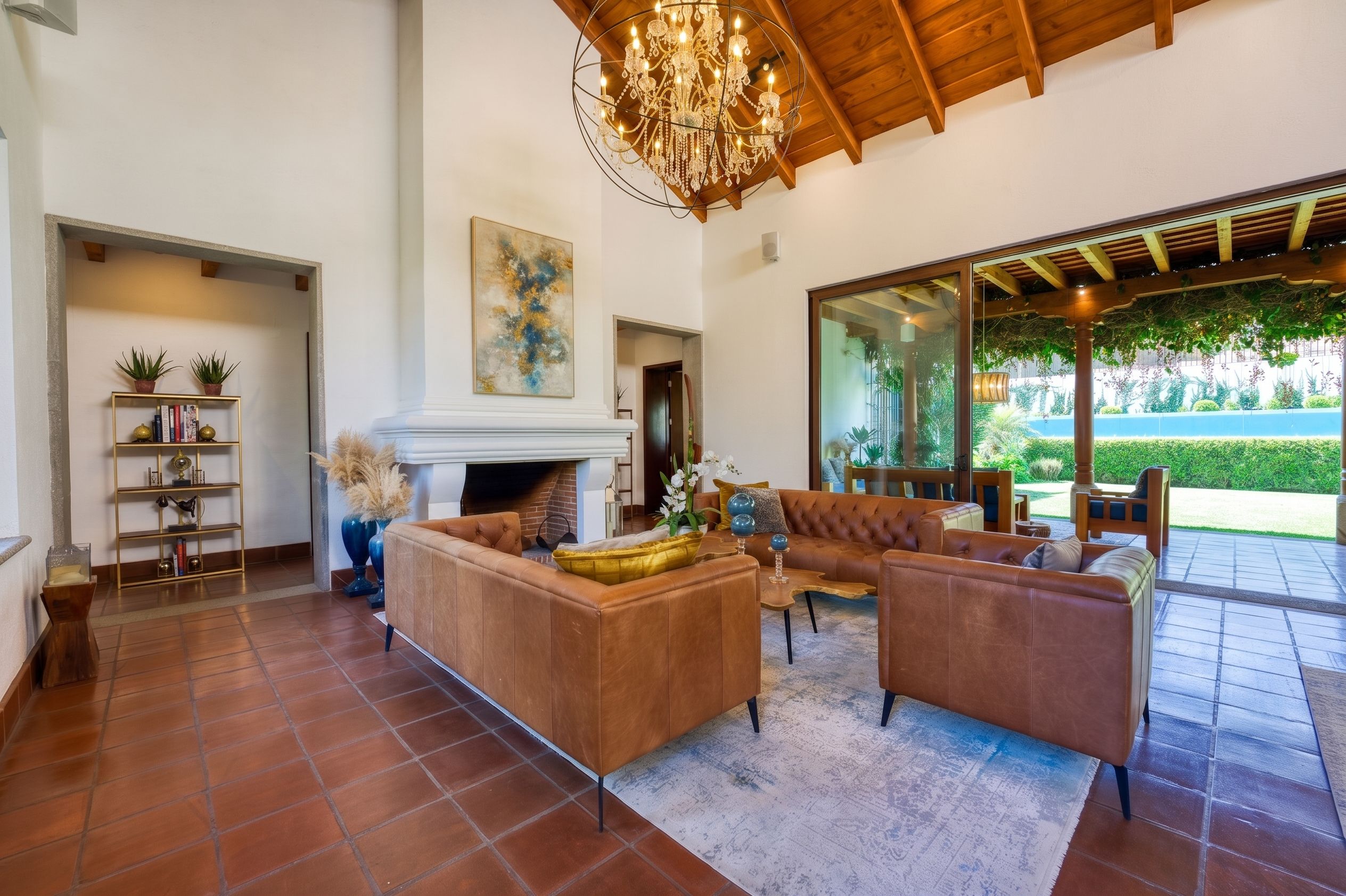 Luxury Single-Level Home with Volcano Views in Condominio Santa Delfina