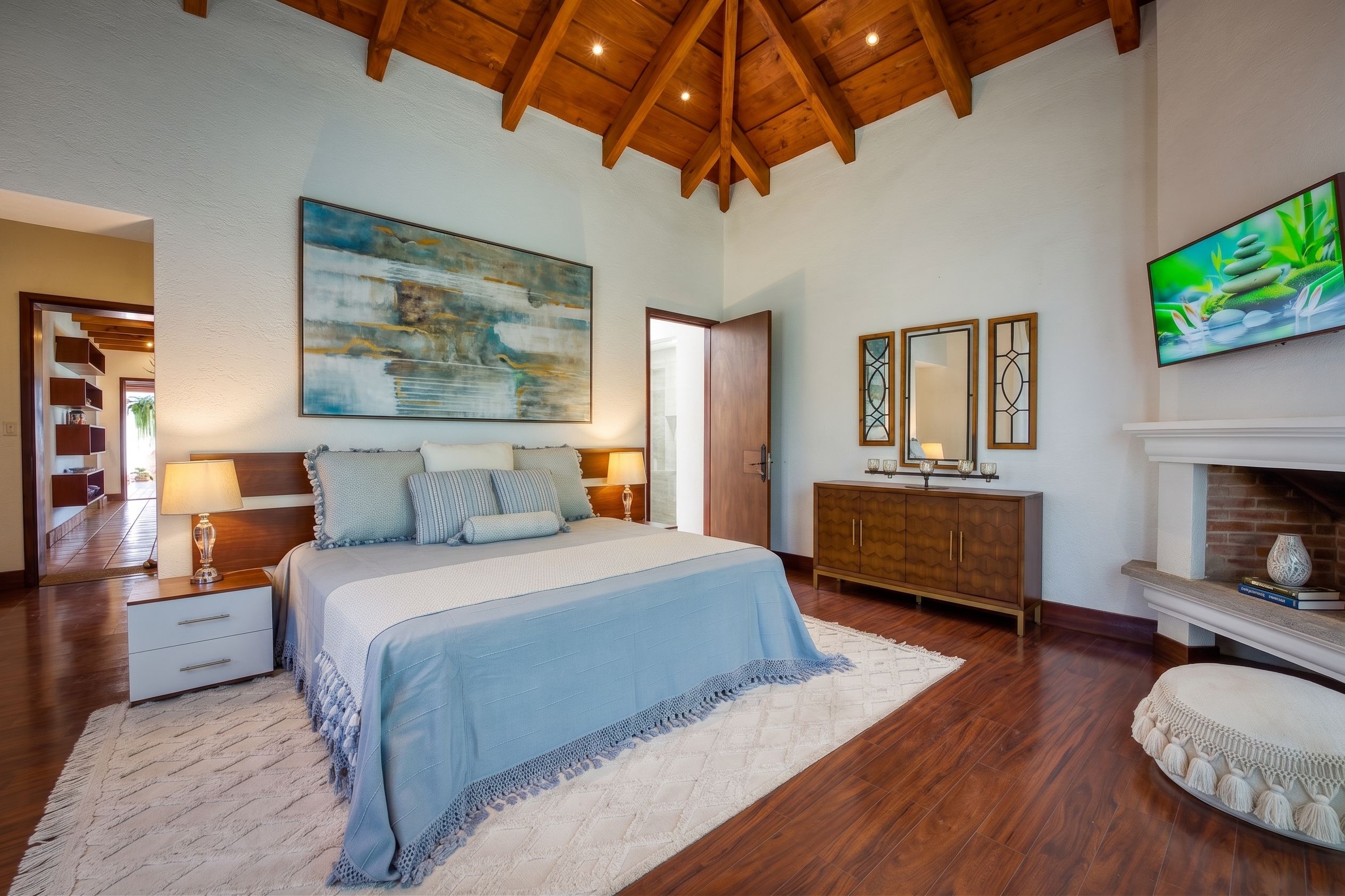 Luxury Single-Level Home with Volcano Views in Condominio Santa Delfina