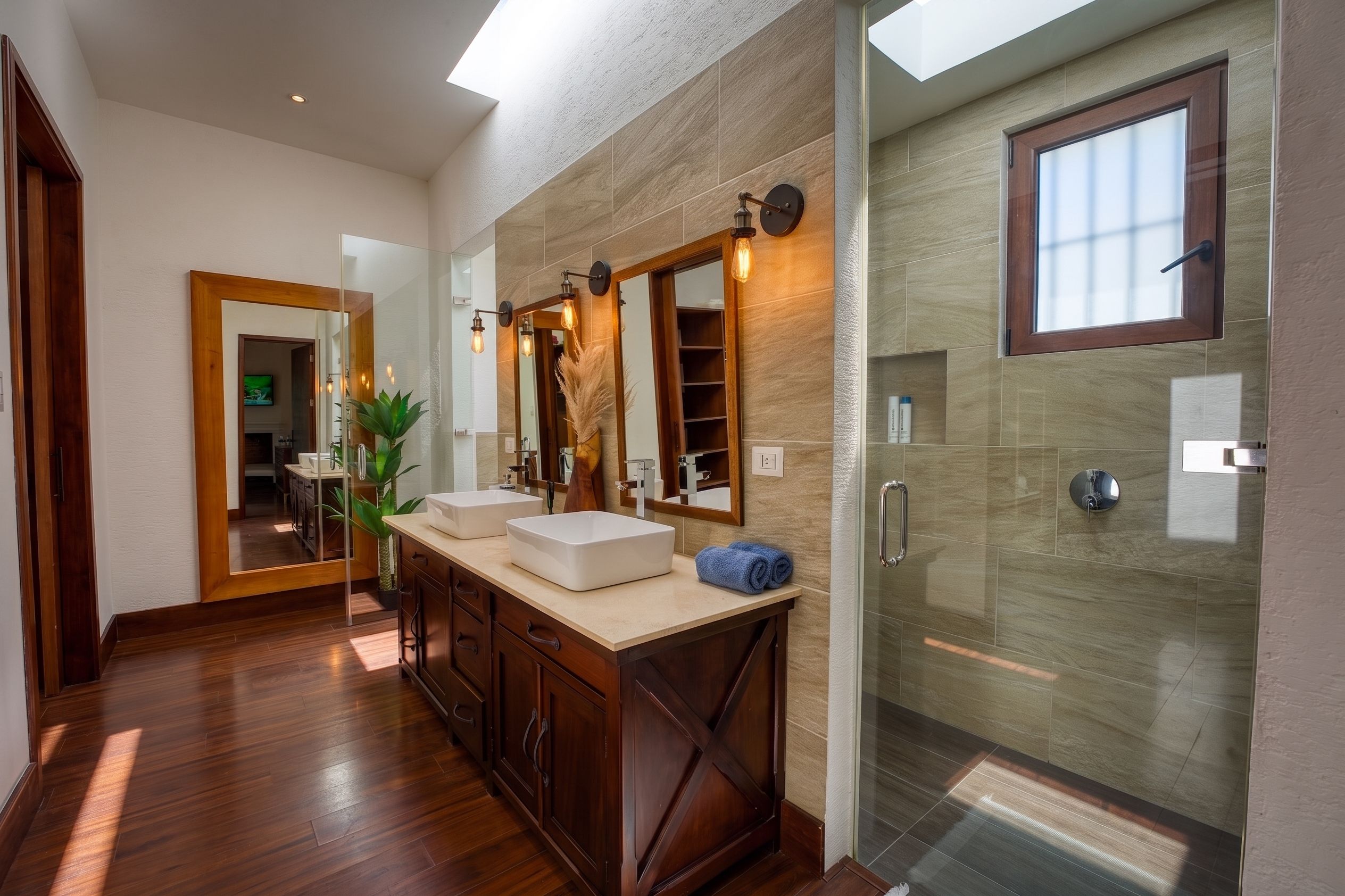Luxury Single-Level Home with Volcano Views in Condominio Santa Delfina