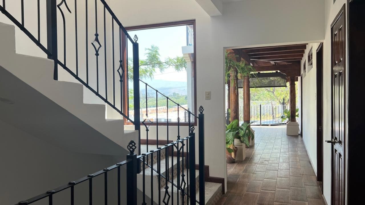 Casa Romana en Construcción – Condominio Antigua Gardens, Fase III