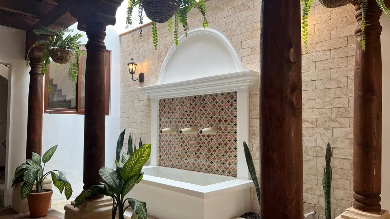 Casa Romana en Construcción – Condominio Antigua Gardens, Fase III