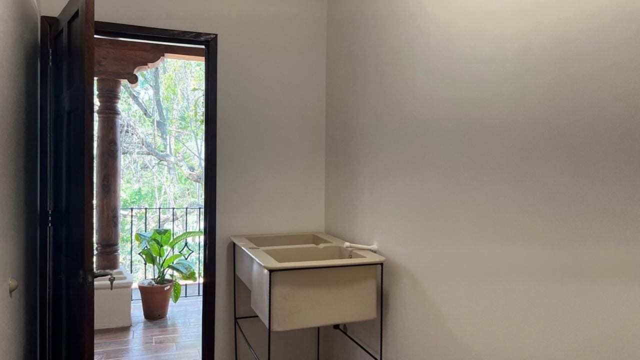 Casa Romana en Construcción – Condominio Antigua Gardens, Fase III