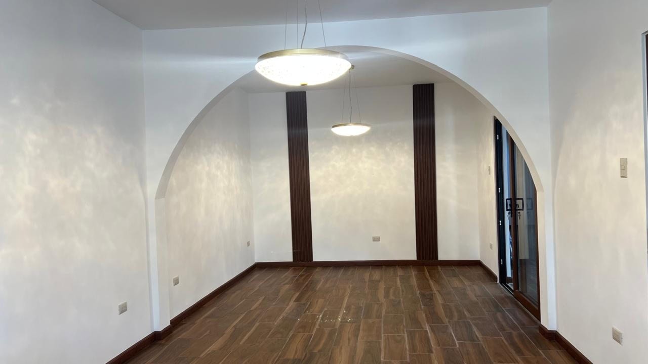 Casa Romana en Construcción – Condominio Antigua Gardens, Fase III