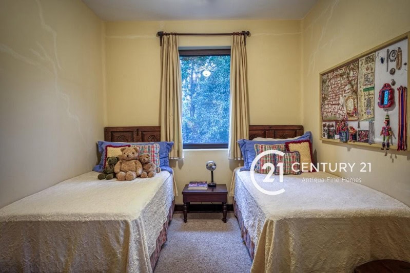 Colonial Luxury Residence with Expansive Gardens – Furnished & Available for Monthly Stays
