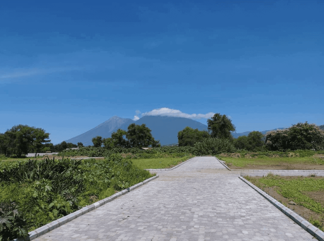 Exclusive Lot with Stunning Volcano Views Just Minutes from Antigua Guatemala