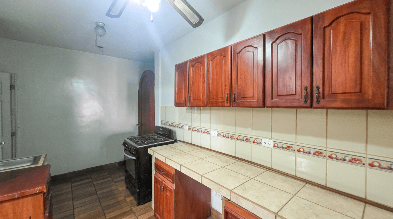 Spacious Multi-Use Property in the Heart of Ciudad Vieja