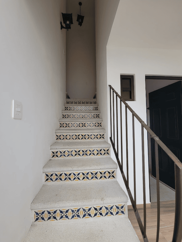 Excellent colonial style home in San Pedro las Huertas with Volcano and Antigua Views