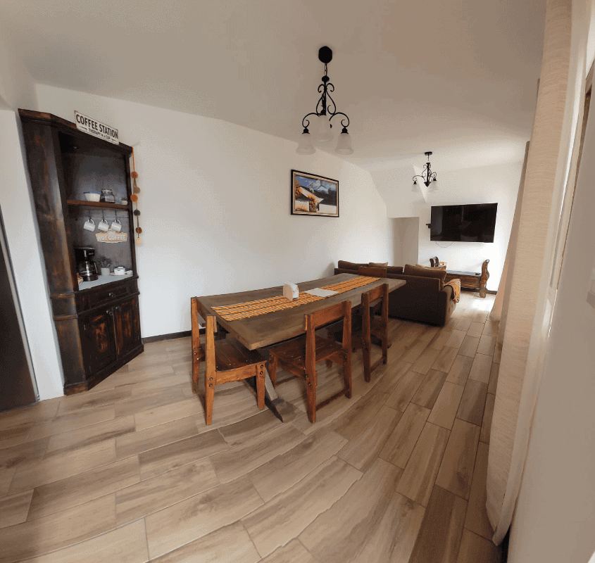 Excellent colonial style home in San Pedro las Huertas with Volcano and Antigua Views