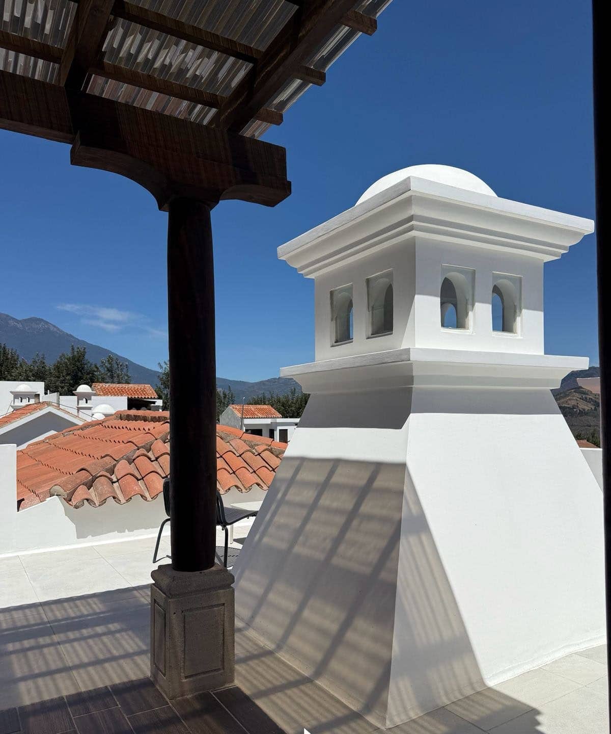 Espectacular Brand New House in Condominio Santa Delfina with Beautifull volcano views!