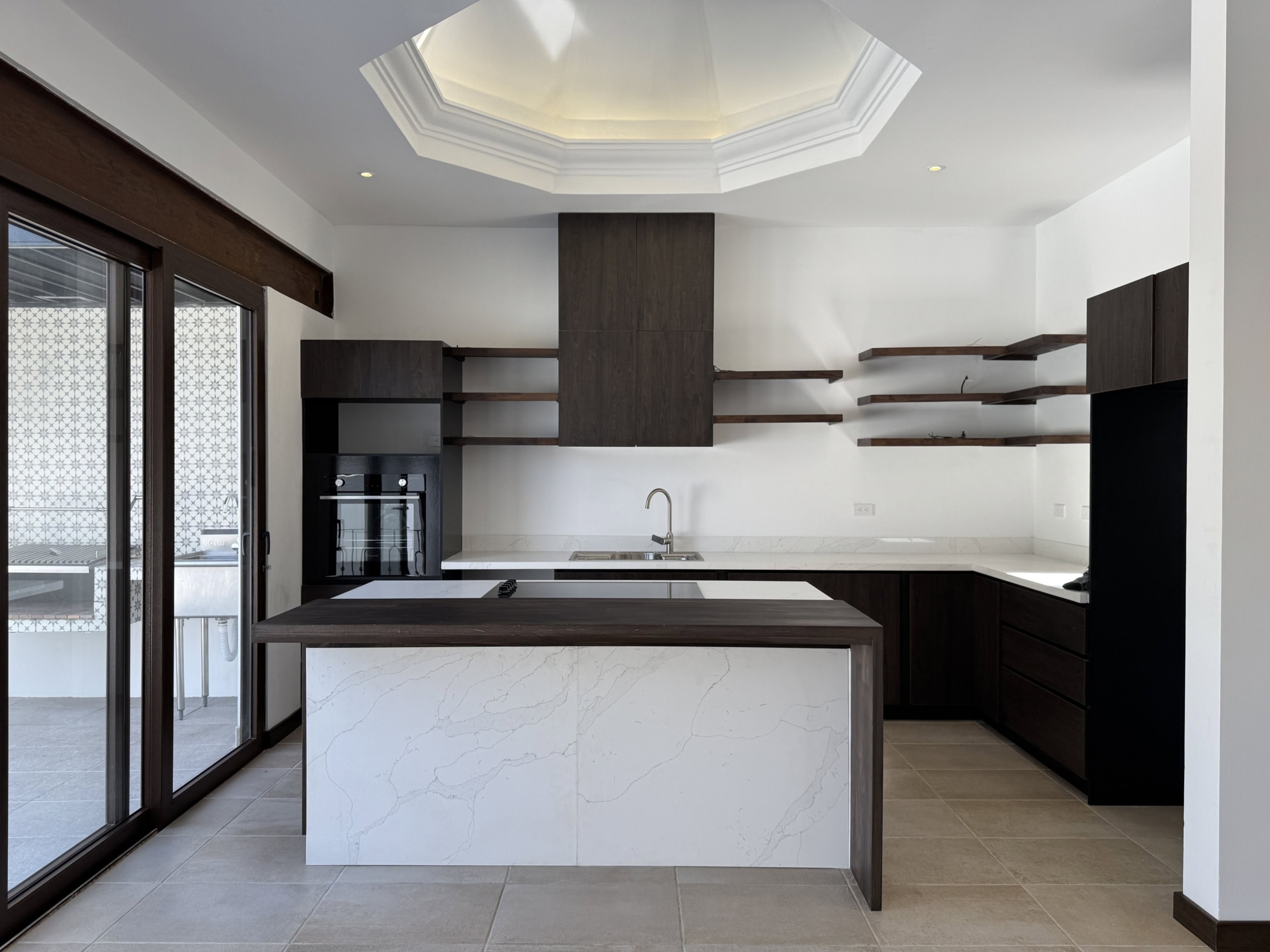 Hacienda del Comendador — 3-Bedroom Volcano-View Residence on Four Levels