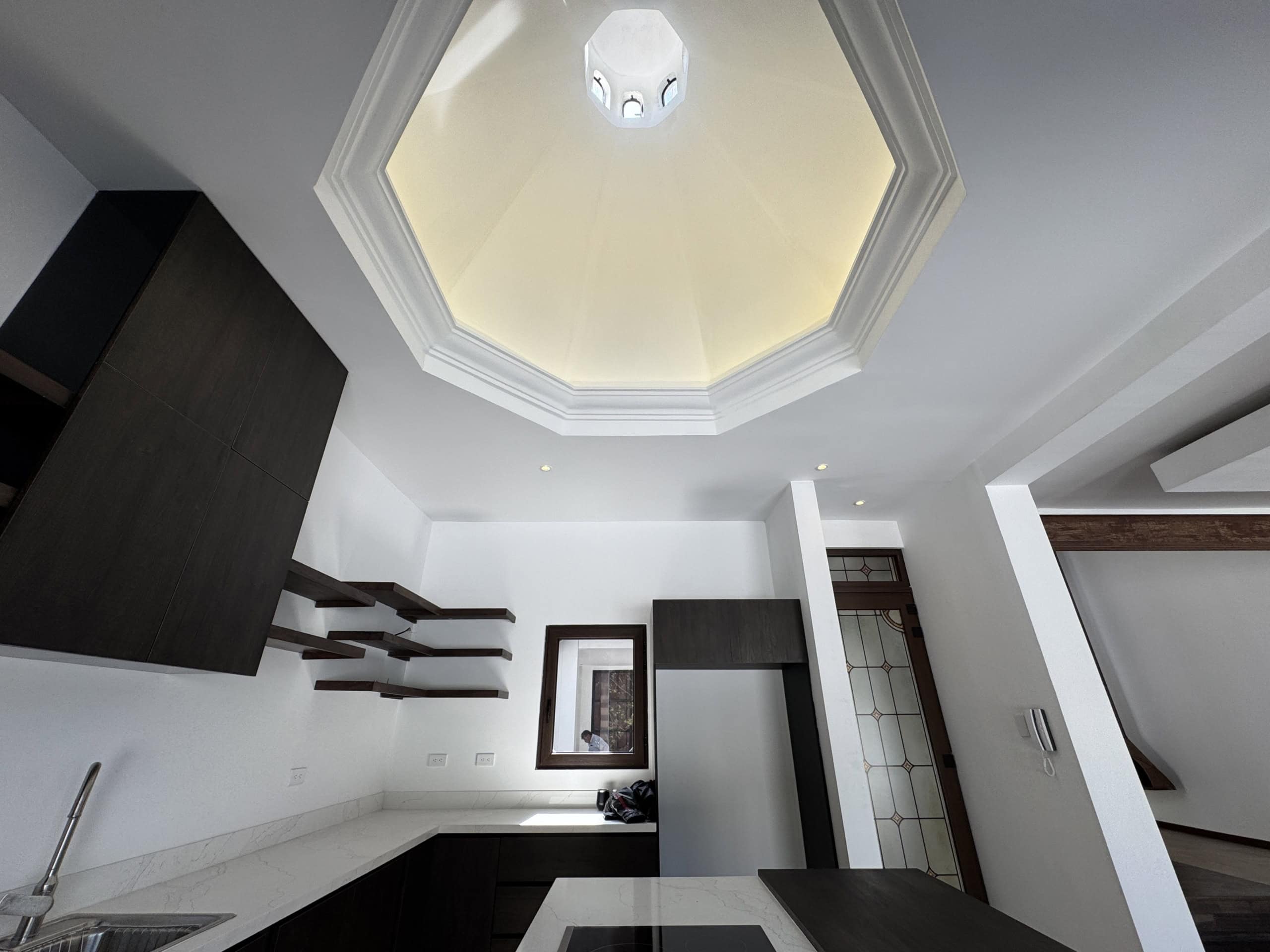 Hacienda del Comendador — 3-Bedroom Volcano-View Residence on Four Levels