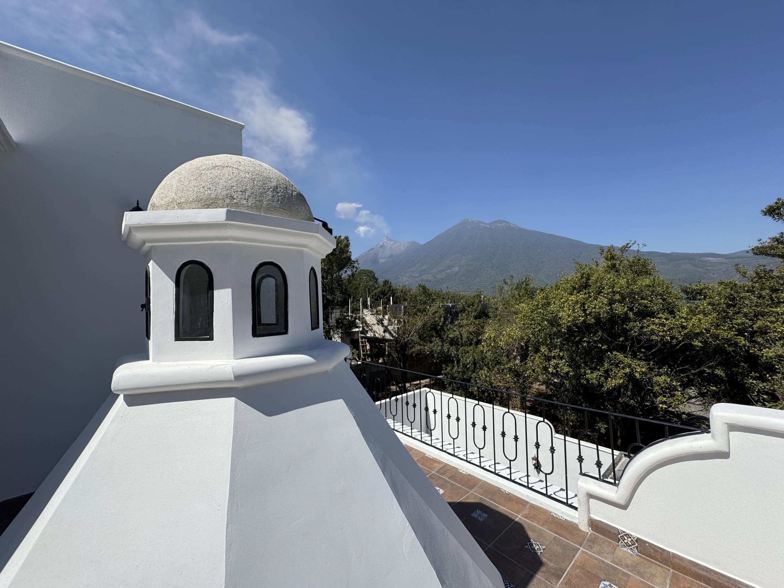 Hacienda del Comendador — 3-Bedroom Volcano-View Residence on Four Levels